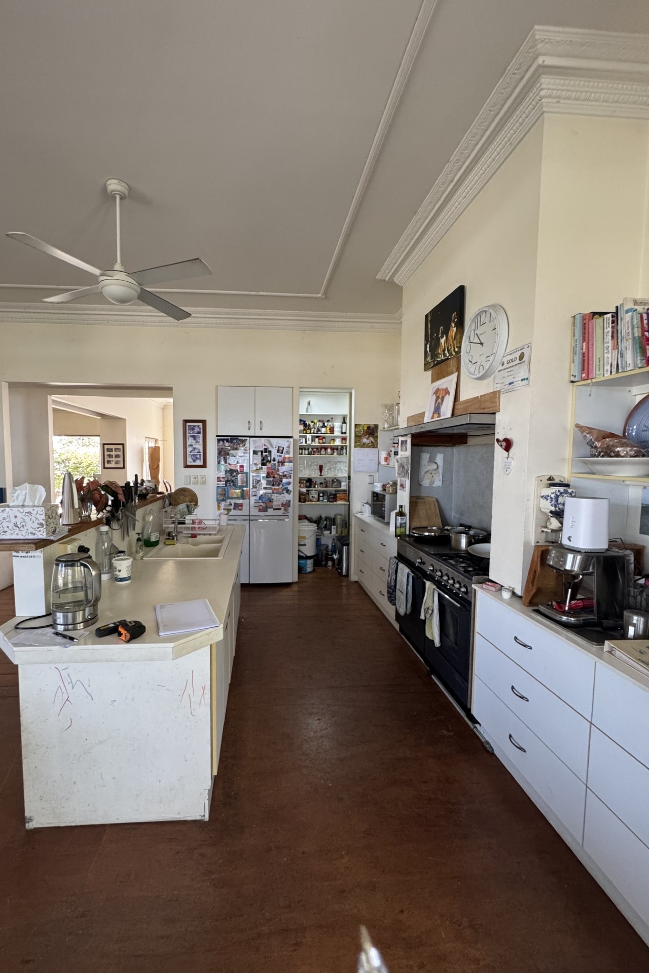 Kitchen before renovation